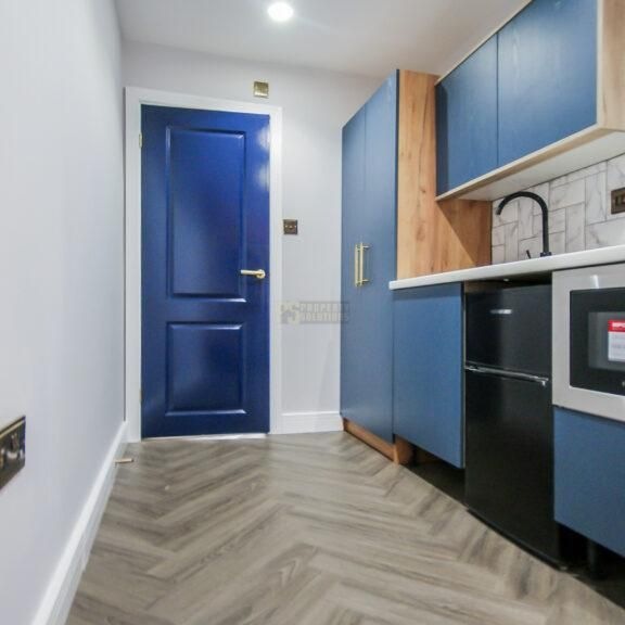 Studio to rent - Photo 1
