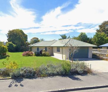 Family Home in Great Location - Photo 5