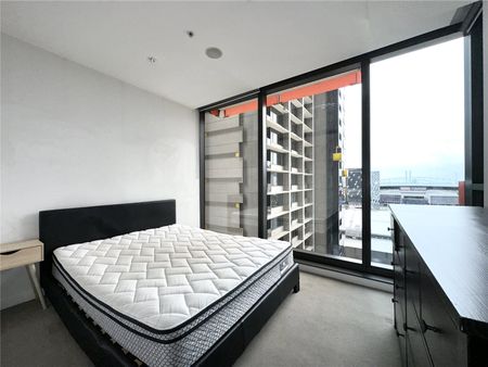 1109/639 Lonsdale Street - Photo 3