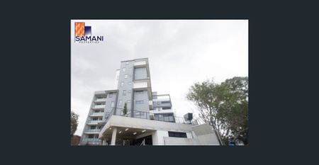 Stunning Modern Apartment in the Heart of Liverpool - Photo 3