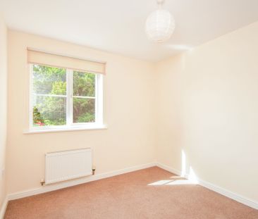 2 bedroom apartment to rent Bedfordwell Road, Eastbourne, BN21 - Photo 2