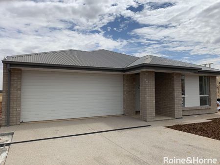 13 Belanger Court, Blakeview, SA 5114 - Photo 4