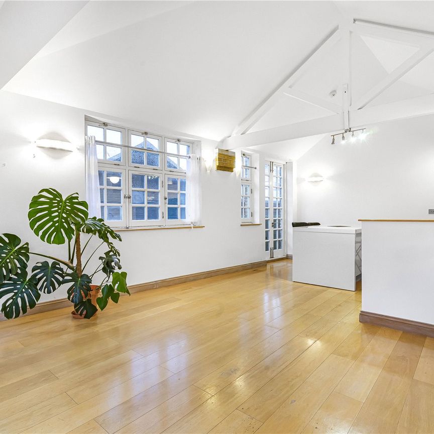 Chapel Place, Shoreditch, London, EC2A 3DQ - Photo 1