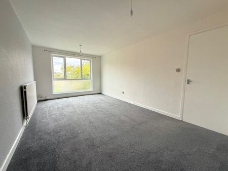 Princess Close, Nottingham, NG4 - Photo 2