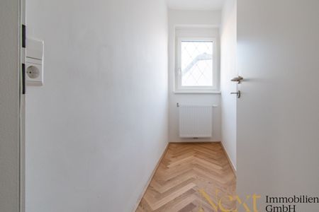 Generalsaniert 2-Zimmer-Altbauwohnung mit voll ausgestatteter Küche und Domblick im Herzen von Linz zu vermieten! - Foto 4