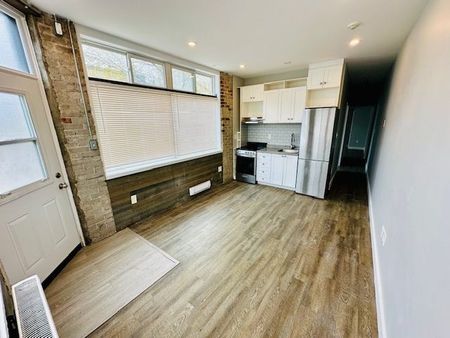 For Lease - 2029 Eglinton Avenue, Toronto, Ontario - Photo 4
