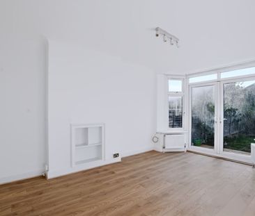 3 Bed Semi-Detached House, Cheviot Gardens, NW2 - Photo 1