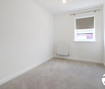 3 bedroom terraced house to rent - Photo 6
