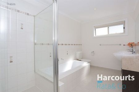 Spacious 3-Bedroom Home in Epping - Photo 2