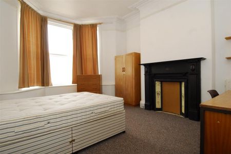 4 bedroom house to rent - Photo 3