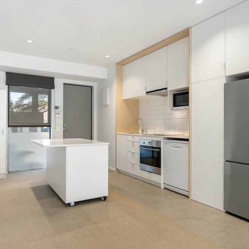 Modern Ground Floor Apartment in the Heart of ... - Photo 1