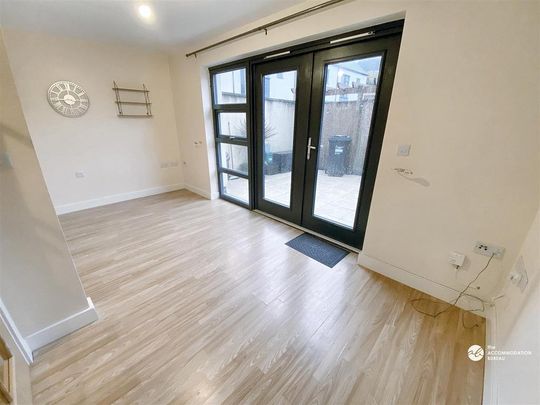 2 bedroom semi-detached house to rent - Photo 1