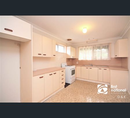 27 Winnington Street, Deer Park, Vic 3023 - Photo 3