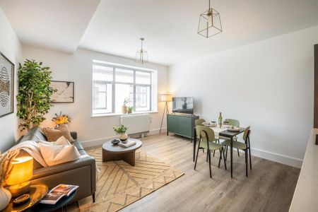 2 bedroom flat to rent - Photo 2