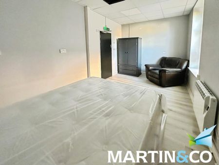 6 bedroom flat share to rent - Photo 3