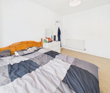 4 bedroom terraced house to rent - Photo 4