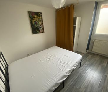 Location Appartement 4 pièces Meublé 95m² LE CREUSOT 71200 - Photo 4