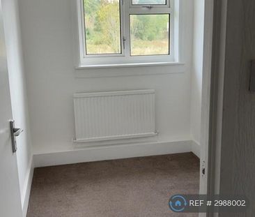 3 bedroom terraced house to rent - Photo 6