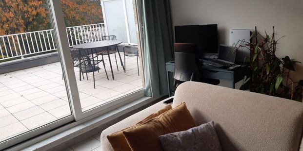Appartement te huur in Ledeberg voor € 775 met 1 slaapkamer - Photo 1