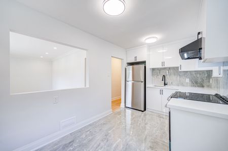 For Lease - 38 Esmond Crescent, Toronto, Ontario - Photo 5