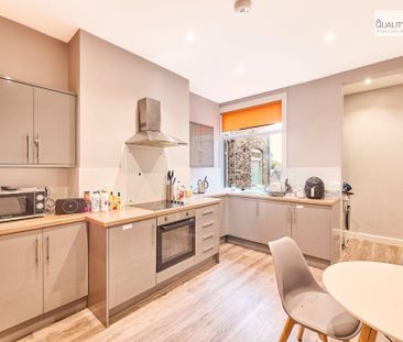 1 bedroom in a house share to rent - Photo 5