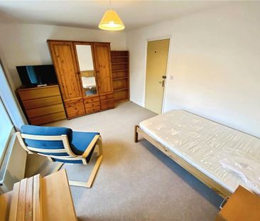 4 bedroom terraced house to rent - Photo 4