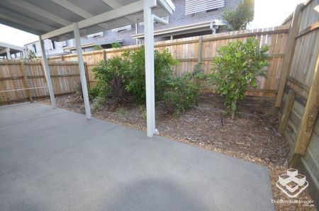 3 BED TOWNHOUSE FOR RENT - Photo 5