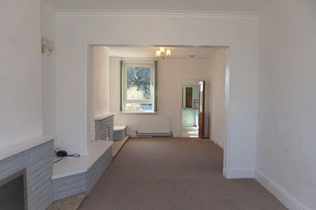 2 bedroom terraced house to rent - Photo 2