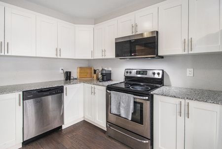 For Lease - 132 Conifer Creek Circle, Kanata, Ontario - Photo 2