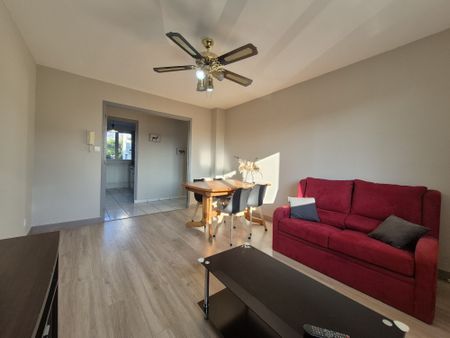 Location Appartement 3 pièces 53m² FONTAINE 38600 - Photo 2