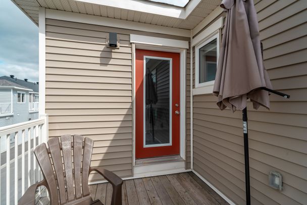 For Lease - 814 Horseshoe Falls Way, Barrhaven, Ontario - Photo 1