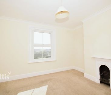 3 bedroom detached house to rent - Photo 4