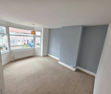 3 Bed Terraced House, Loudon Avenue, CV6 - Photo 1