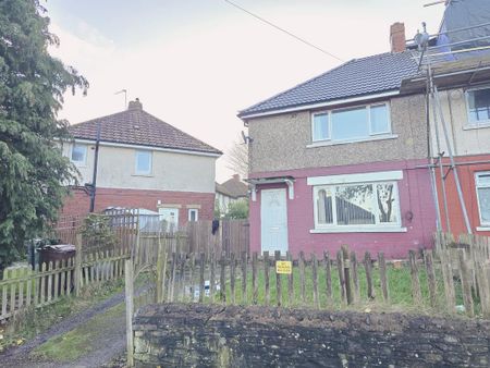 3 bedroom semi-detached house to rent - Photo 5