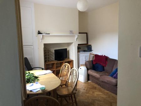 4 bedroom terraced house to rent - Photo 2