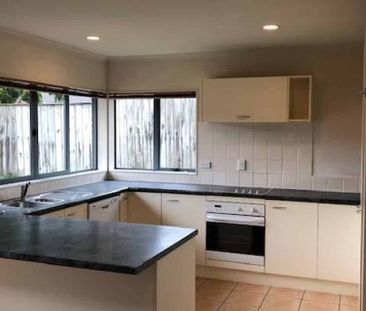 Glastry Place, Dannemora, manukau City - Photo 3