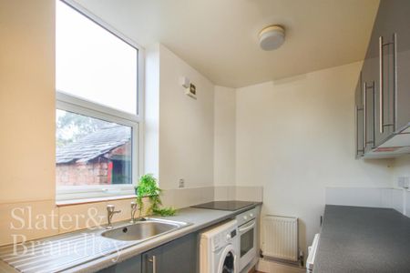 1 bedroom house of multiple occupation to rent - Photo 5