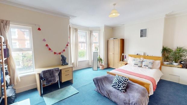 5 bedroom house to rent - Photo 1