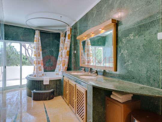 Moradia T4 em Faro - Photo 1