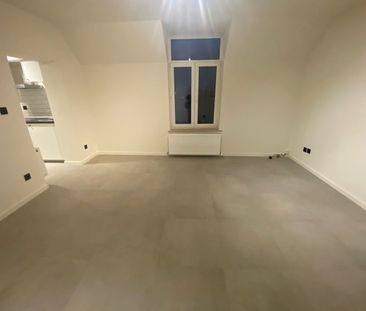 Gerenoveerd modern appartement met alle voorzieningen - Photo 1