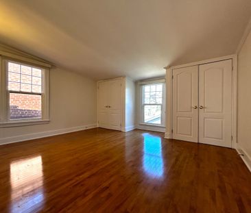 For Lease - 129 Kenwood Avenue, Toronto, Ontario - Photo 6