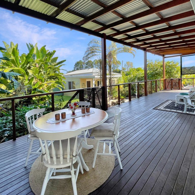 Spacious Family Living in the Heart of Woombye - Photo 1