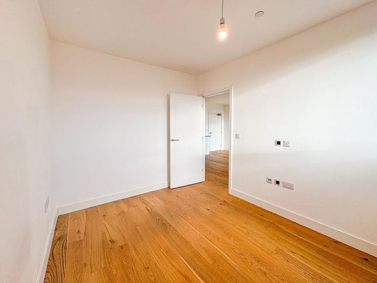 2 bedroom property to rent - Photo 1