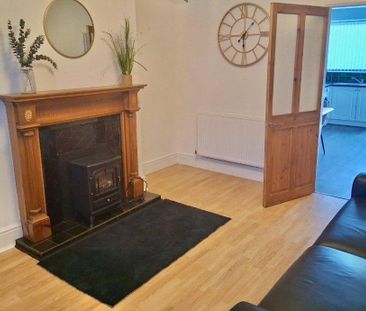 2 bedroom terraced house to rent - Photo 1