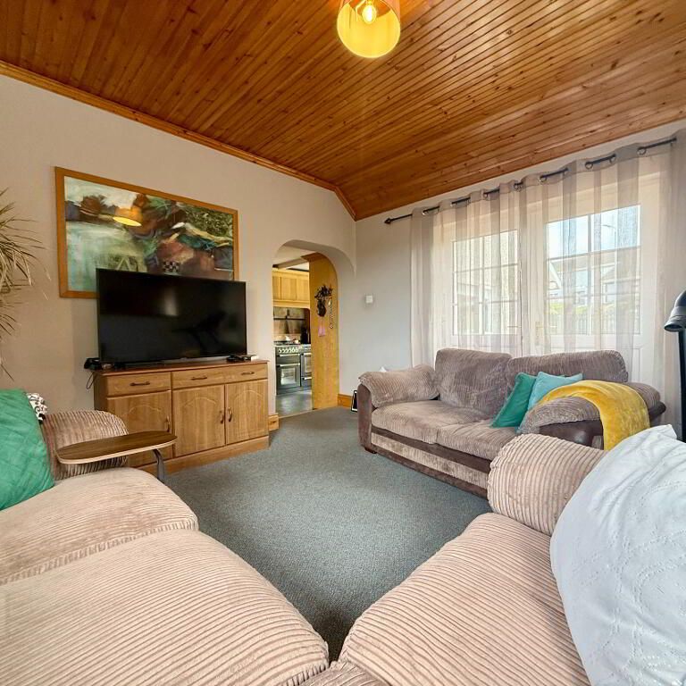 5 Ashley Heights, Armagh, BT60 1HG - Photo 1