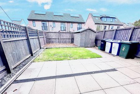 Plantation Close, Doncaster, Bentley - Photo 2