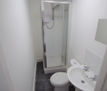 To Let 1 Bed Ground Floor Flat - Photo 5