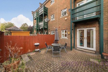 3 bedroom house to rent - Photo 3