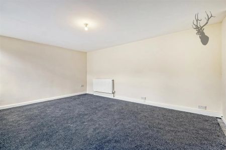 2 Bedroom Bungalow - Semi Detached - Photo 2