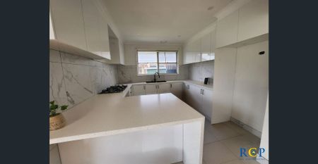 Property on lease in NewComb - Photo 3